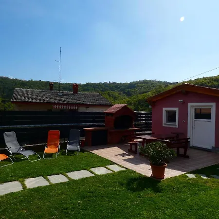 & Olive Oil Valuma *