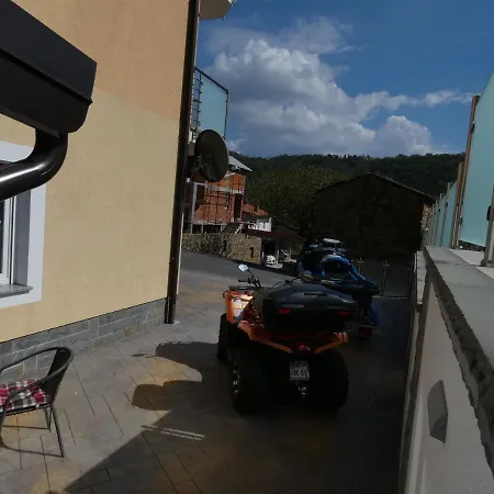 Daire & Olive Oil Valuma