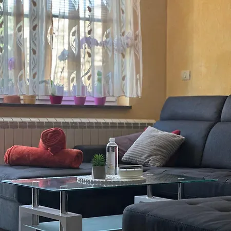 Apartment & Olive Oil Valuma