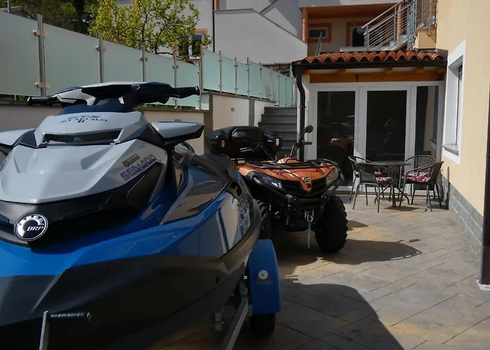 & Olive Oil Valuma Koper